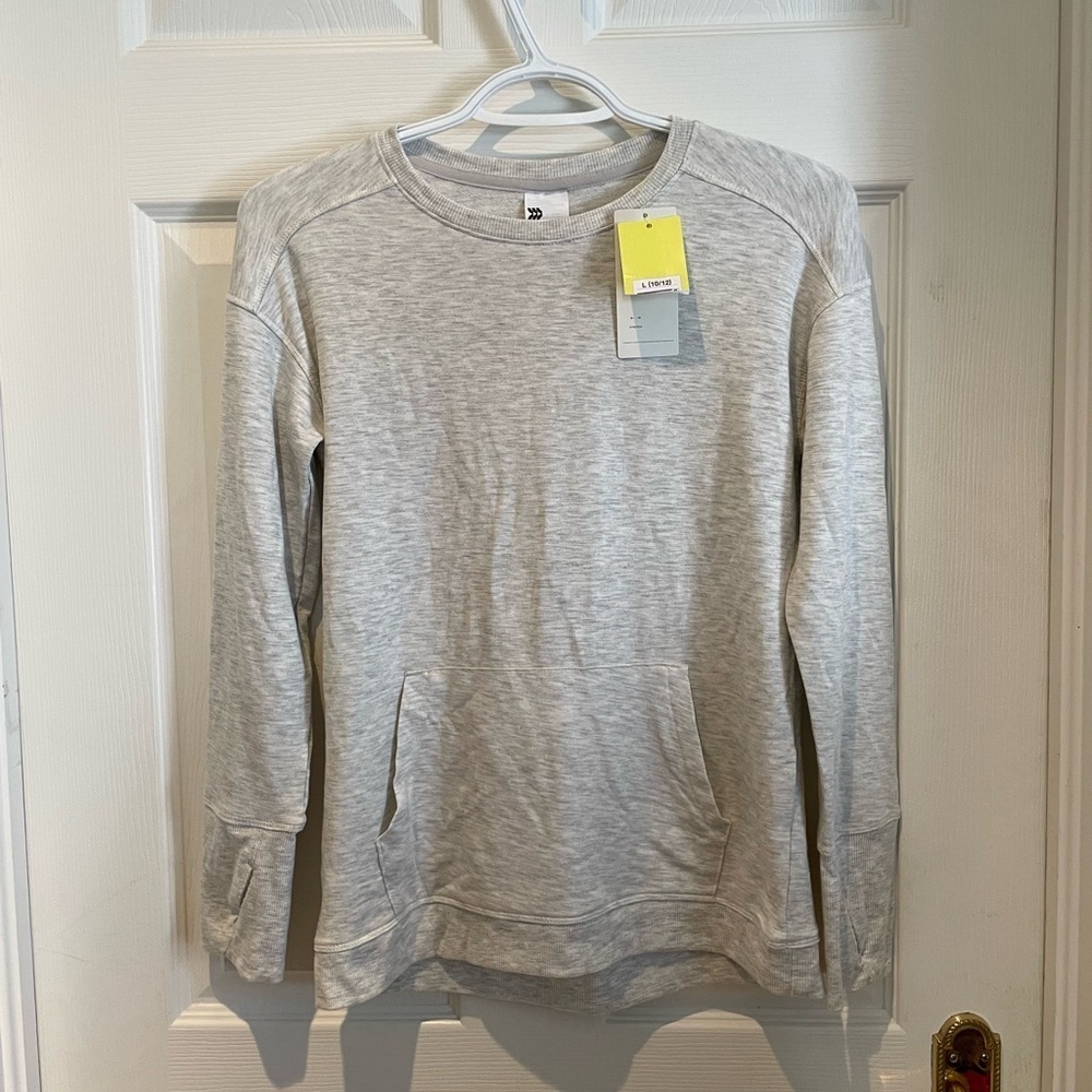 BNWT Youth sweater